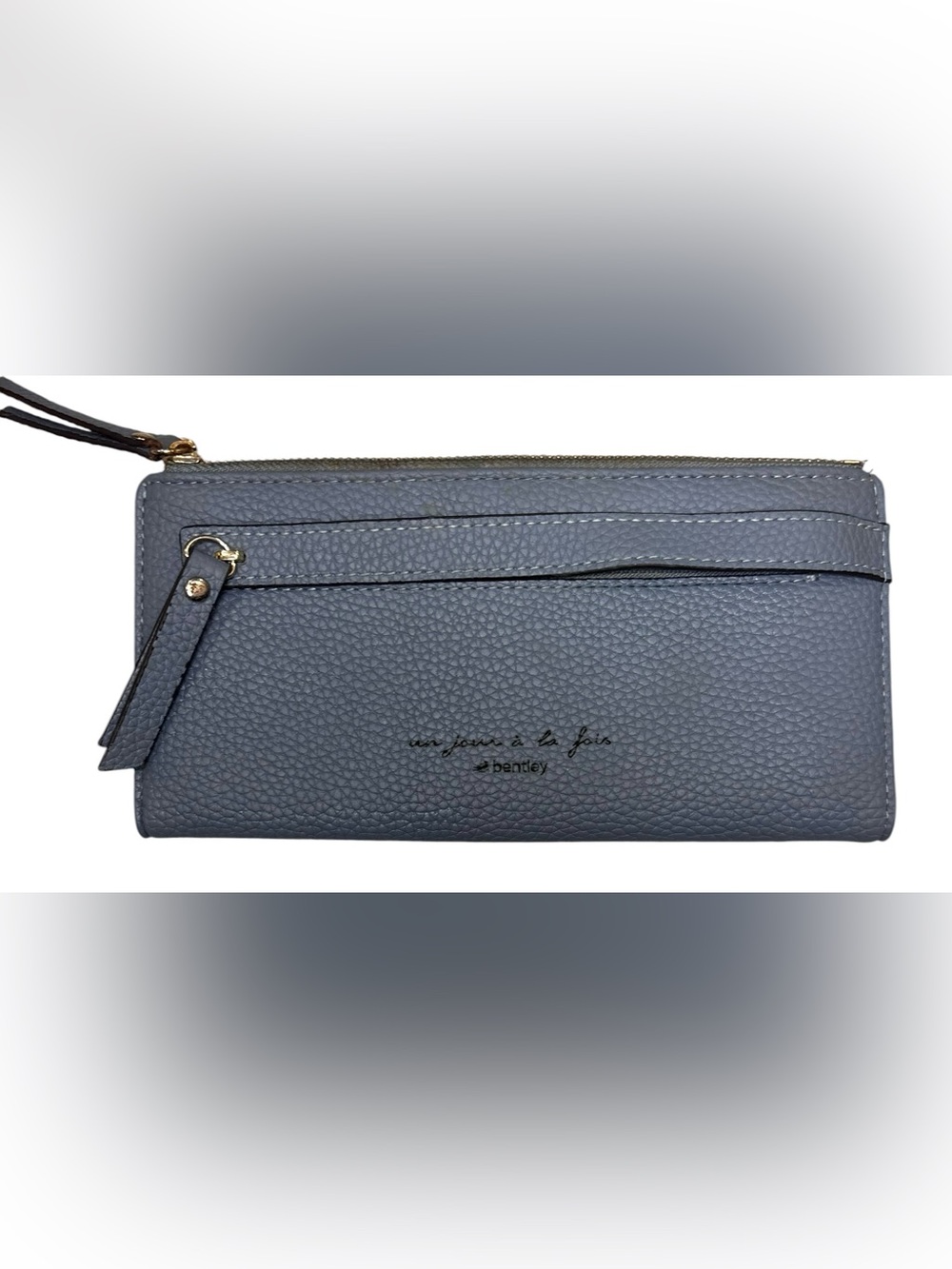 Bentley Un Jour à la Fois Blue Wristlet Wallet Double Zip Organizer